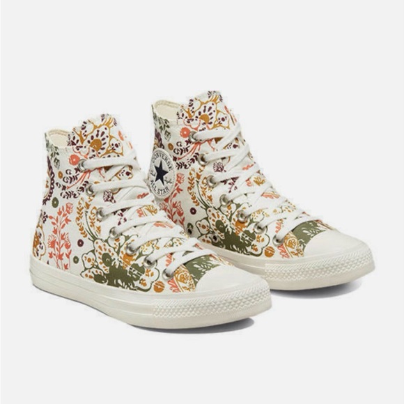 Converse Women's Chuck Taylor Paisley White/Grey/Brown 572543C - Picture 1 of 9